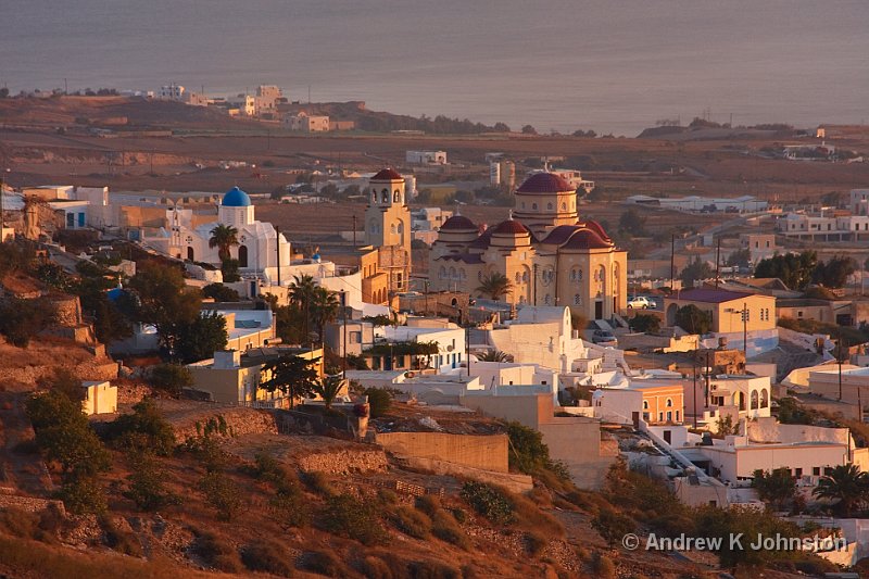 1009_40D_9566.JPG - Churches at the foot of the hill in Pyrgos, at sunrise